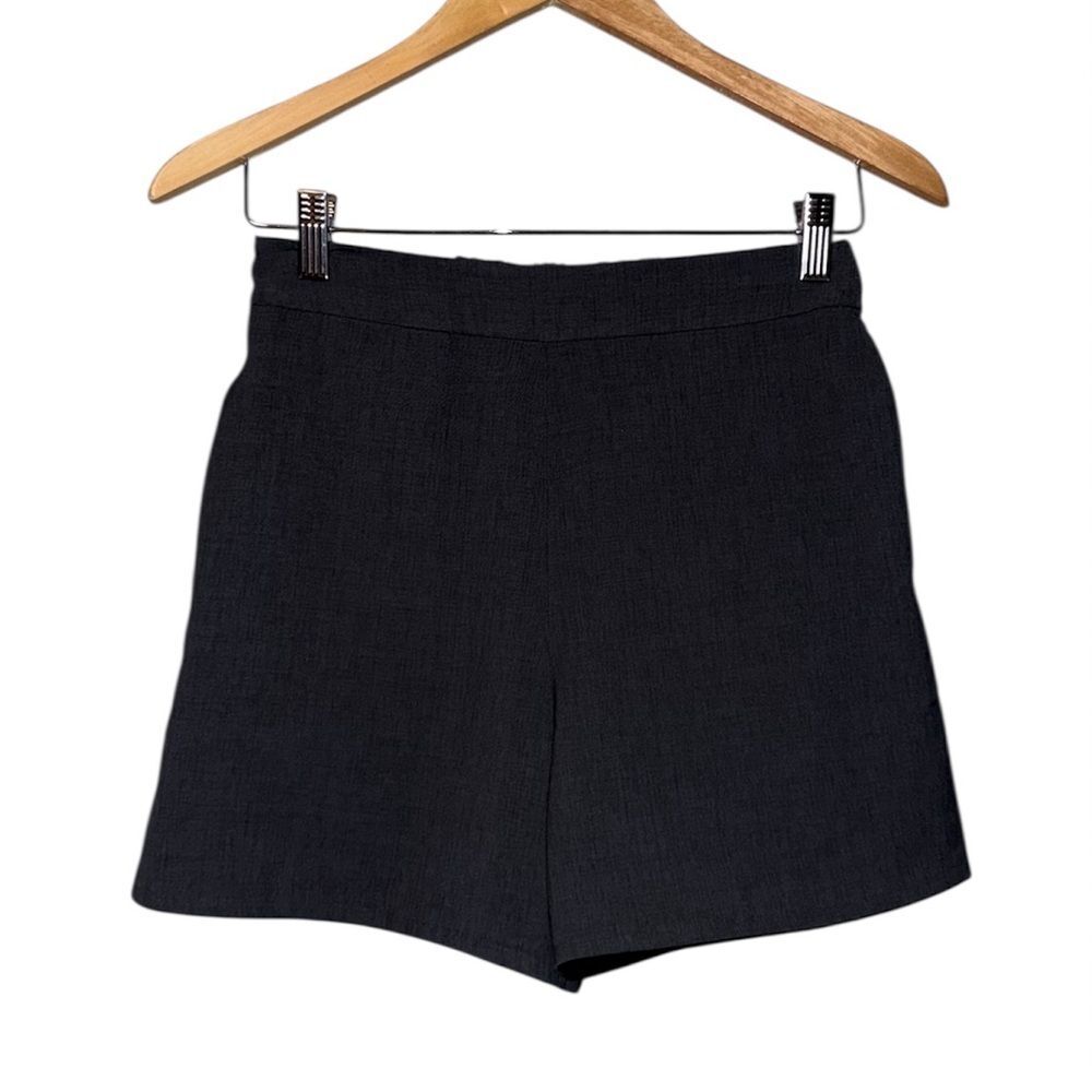 Lululemon Flat-Front Relaxed Short 4" In Graphite Grey Size 4 - Picture 3 of 6